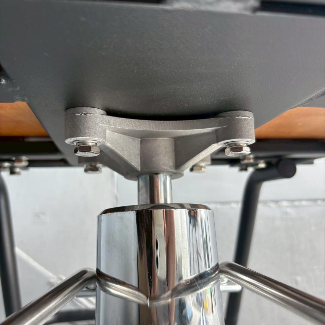 【引き取り限定】 スタイリングチェア サロン椅子 セット椅子 美容室