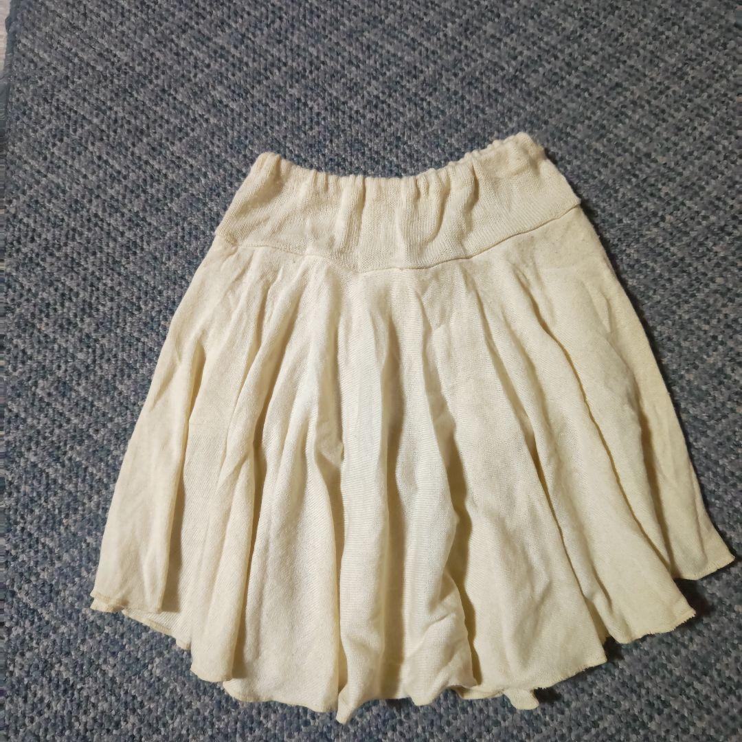 ドナプリマのニットレオタードとスカートセット