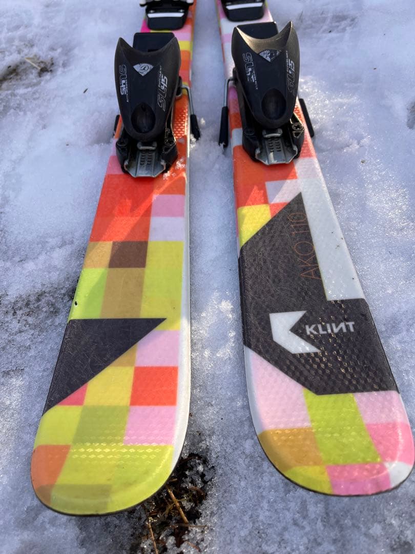 キッズ用　KLINT カラフルスキー板 ビンディング付き　110cm