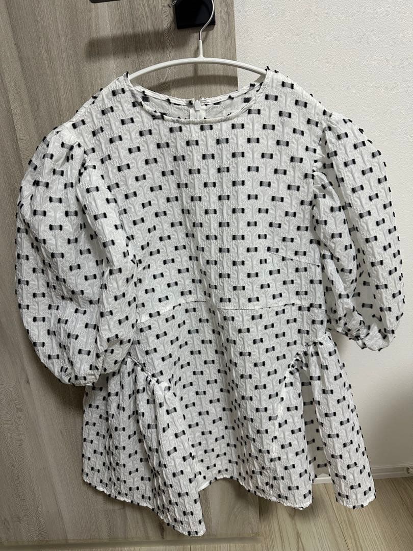 OHGA ohga エンジェル　ブラウス