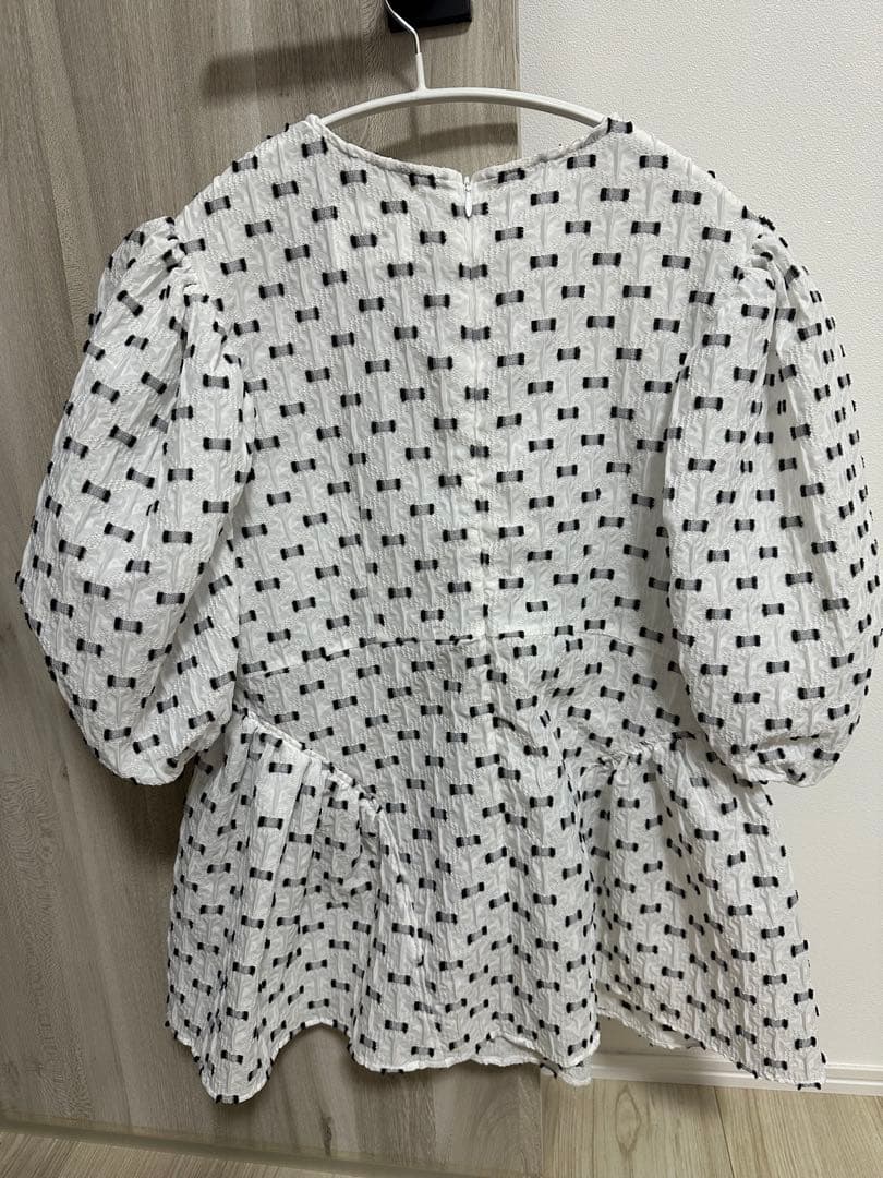 OHGA ohga エンジェル　ブラウス