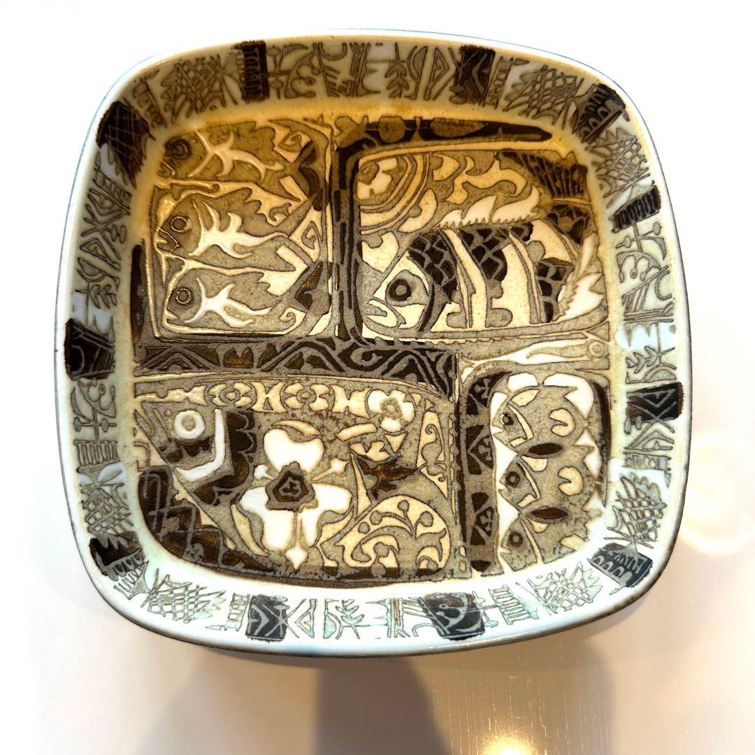 北欧ヴィンテージ　ロイヤルコペンハーゲン バッカトレイ(中)17cm 角皿①