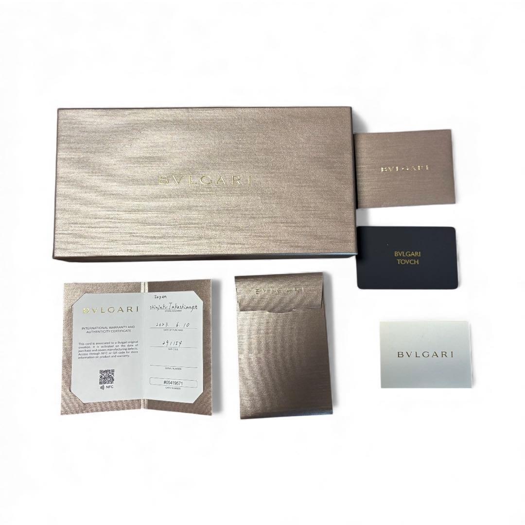 現行モデル　ブルガリ・ブルガリ マン ジップウォレット　レザー　ブラック