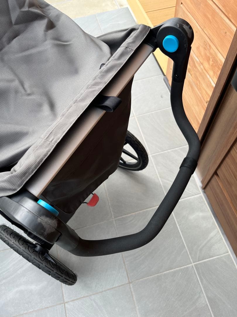 THULE アーバングライド ランニングベビーカー