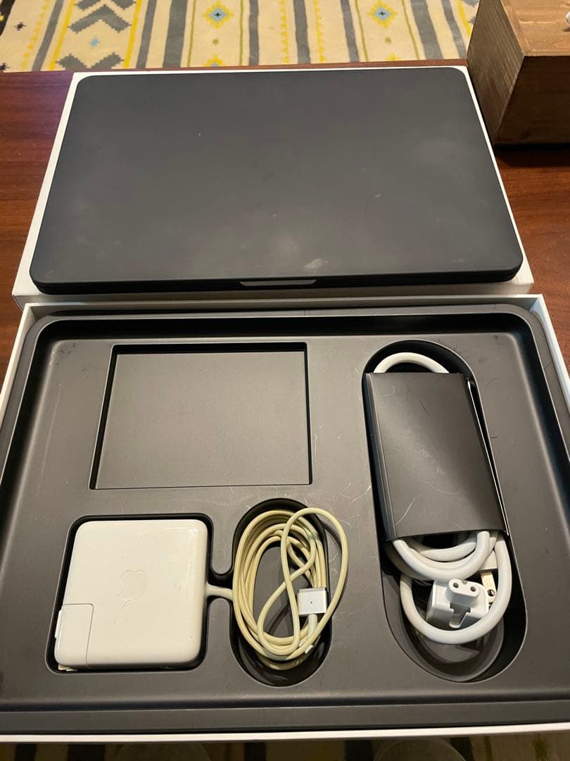 美品 Apple MacBook pro Retina 13inch