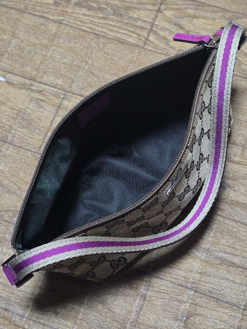 GUCCI GGキャンバス ポーチ ベージュ