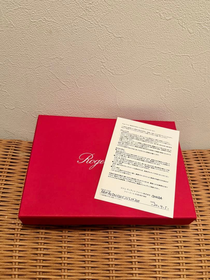 Roger Vivierポーチ マルチケース レザー ピンクビジュー クリスタル