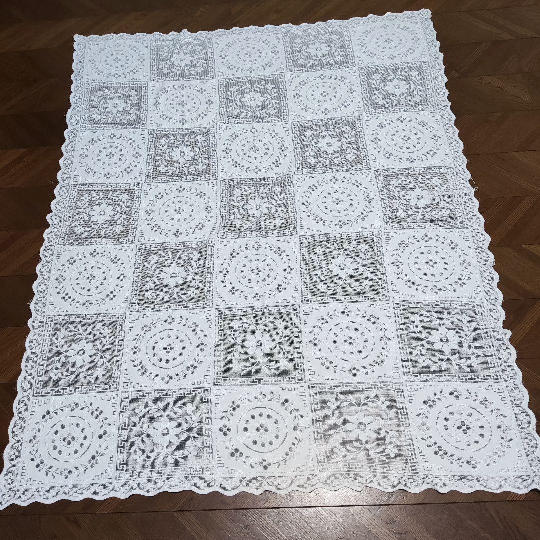 レースのテーブルクロス　インテリア敷物　レースクロス　152 x 120