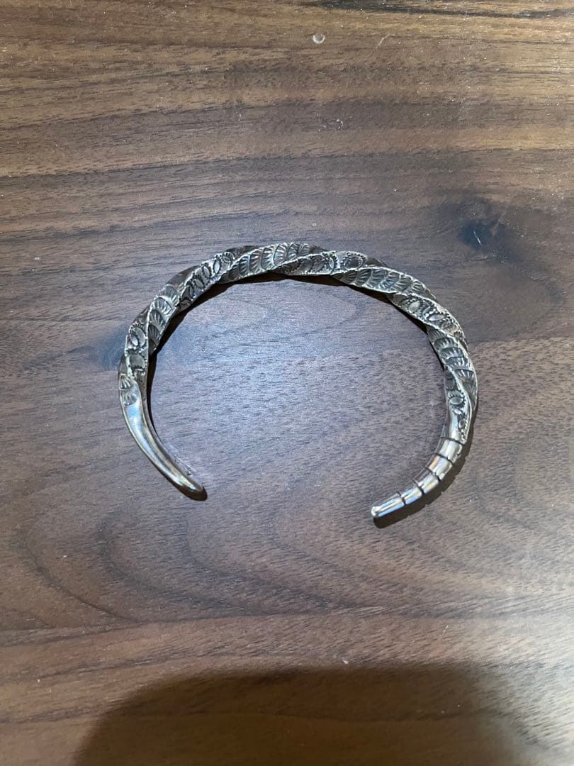 アクセサリー TSUNAIHAIYA Snake Bangle