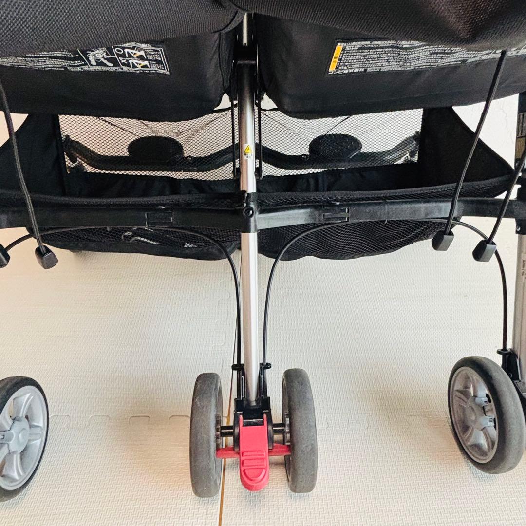 combiコンビツインスピン 2人乗り双子 取扱説明書付属