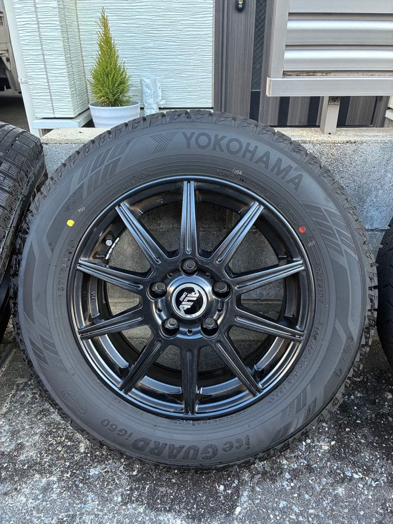 ヨコハマ　195/65R15 アイスガード　 スタッドレス　アルミホイール付き