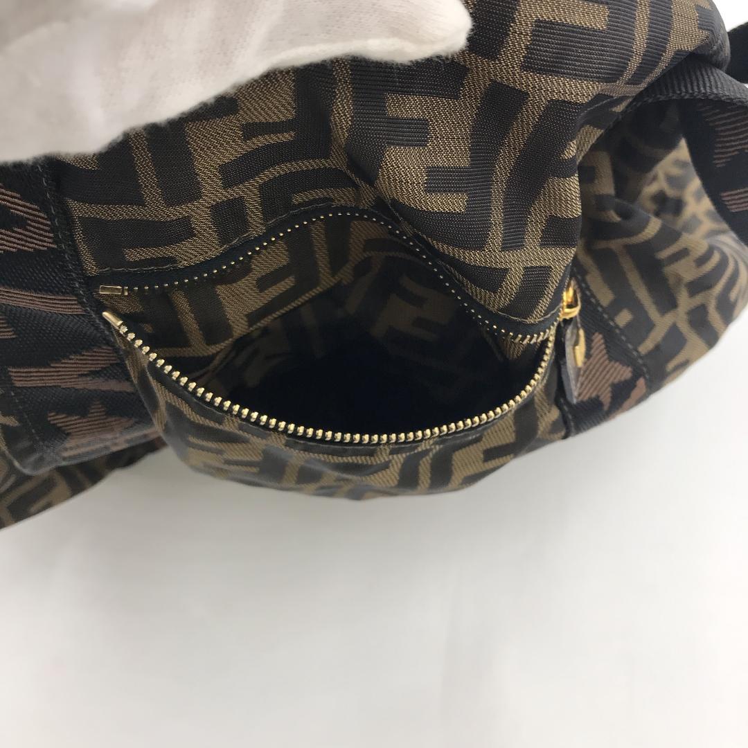 FENDI フェンディ ボストンバッグ 旅行カバン ズッカ柄 FFロゴ 大容量
