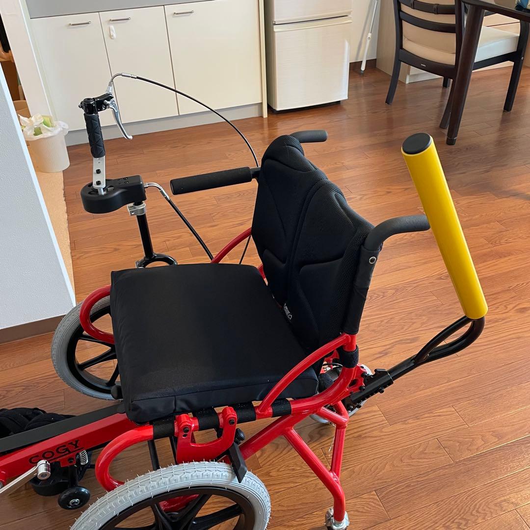 【@135.】足こぎ車いす　COGY(コギー)Mサイズ