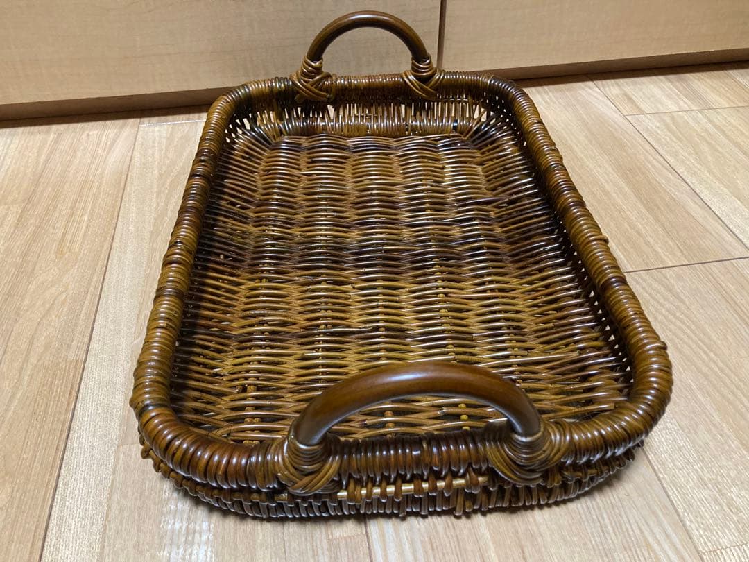 アンティークヴィンテージ籠トレイ　持ち手付き　かご