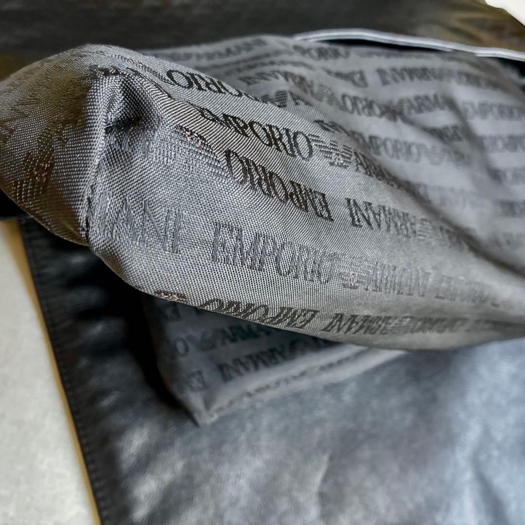 【美品】ジョルジオアルマーニ　ブラック　レザー　メッセンジャーバッグ　ショルダー