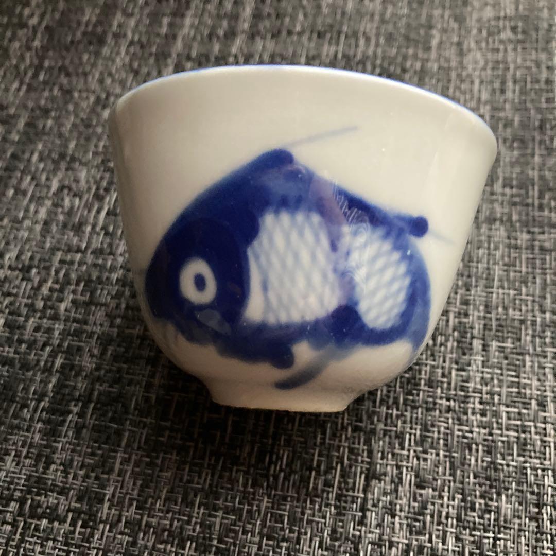 骨董　煎茶碗　手描き染付　茶器　鯉柄　湯のみ　4客セット