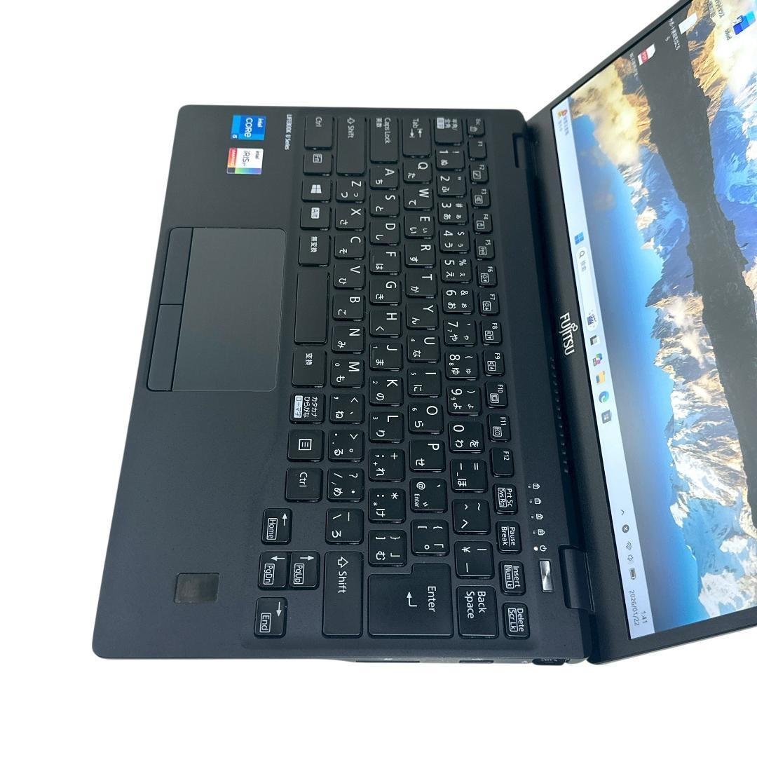 【美品】富士通 ノートパソコン バッテリ優秀 i5 11世代 超軽量 751