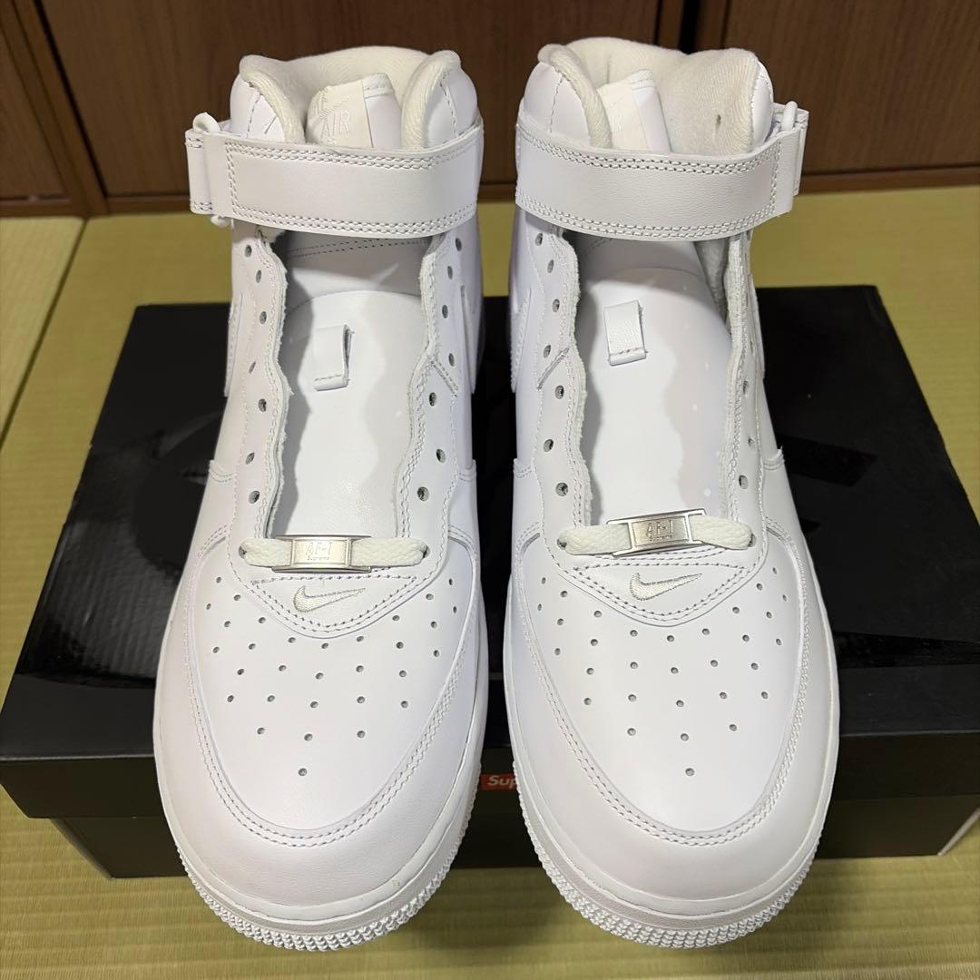 J*m様 新品！　Nike Air Force 1 Supreme ホワイト　2