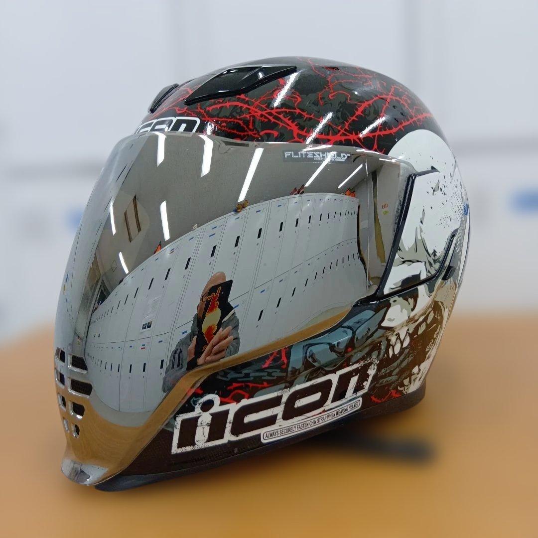 美品　icon AIRFLITE SKULL18 アイコン　ヘルメット　Lサイズ