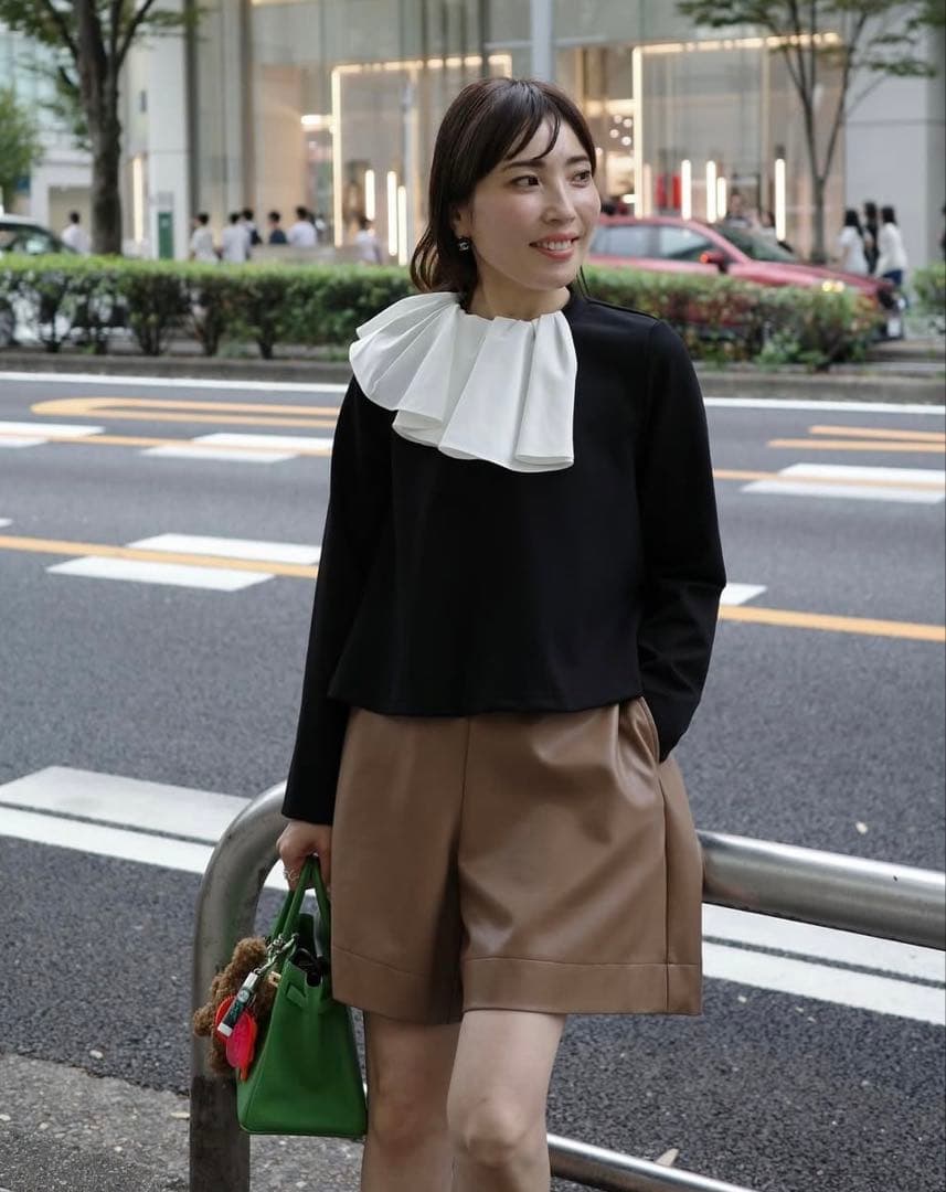 トレフルプラスワン trefle+1 レザーライクショートパンツ　新品タグ付