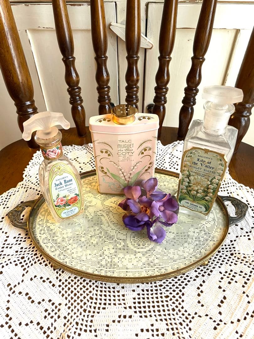 ♡ 美品　アンティーク　COTY 鈴蘭　タルク缶　パウダー缶　パヒュームボトル