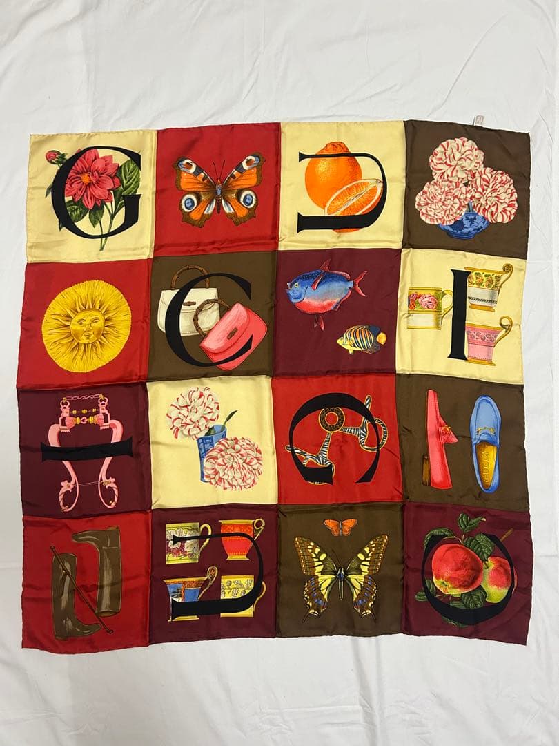 美品✨GUCCI マルチカラー ヴィンテージ スカーフ マルチカラー