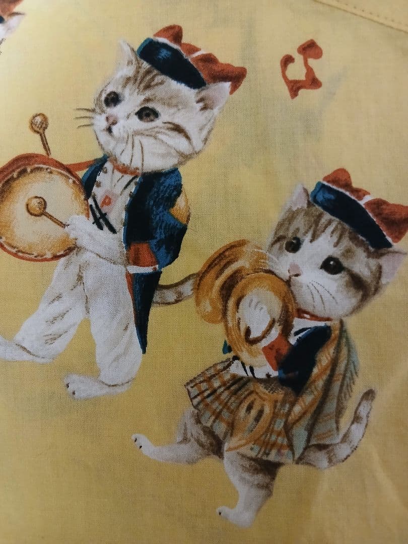 PINK HOUSE　ネコちゃんプリントブラウス 最終お値下げ！！