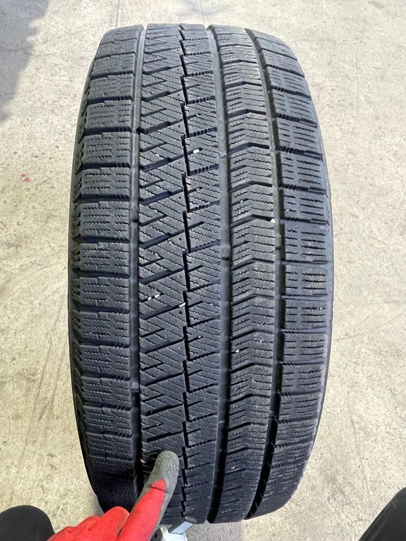 ✦送料込✦ブリヂストン スタッドレスタイヤ　VRX2 215/55R17 2本