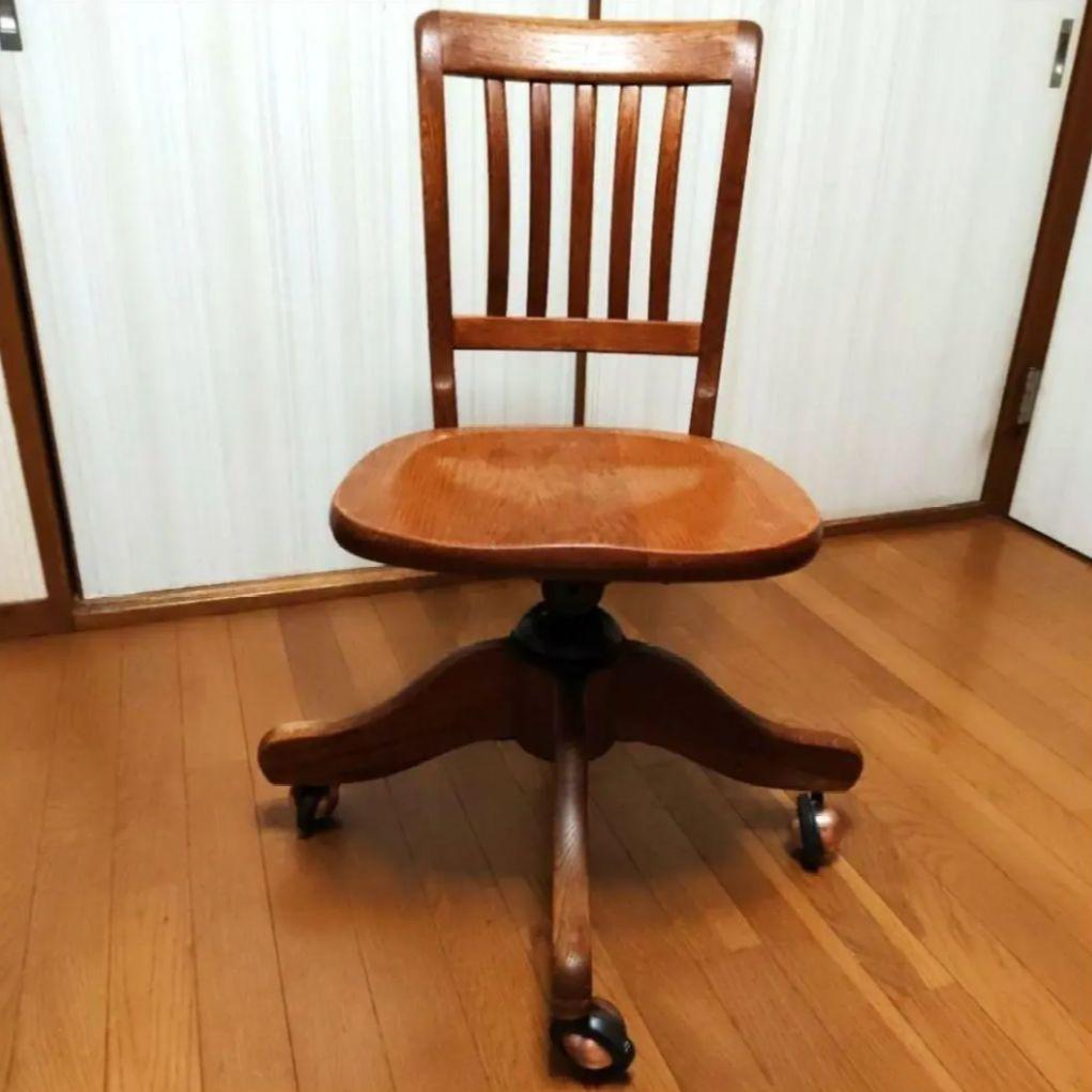 木製キャスター付き 回転式デスクチェア(ムートンチェアパッド付き)