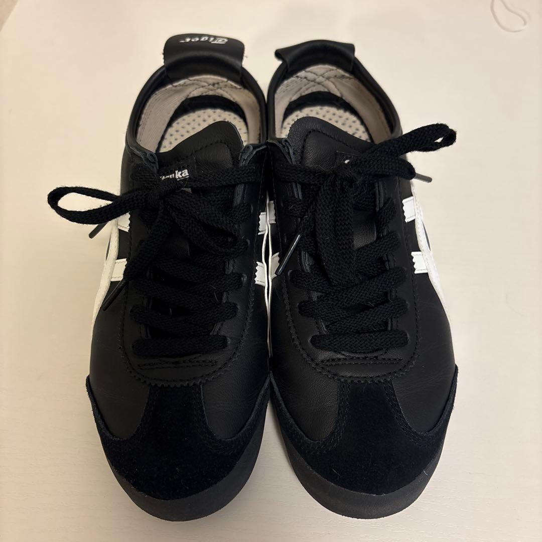 オニツカタイガー　メキシコ66 ブラックホワイト　24.5cm