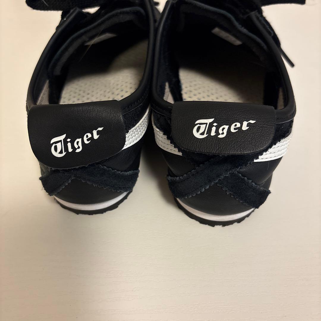 オニツカタイガー　メキシコ66 ブラックホワイト　24.5cm