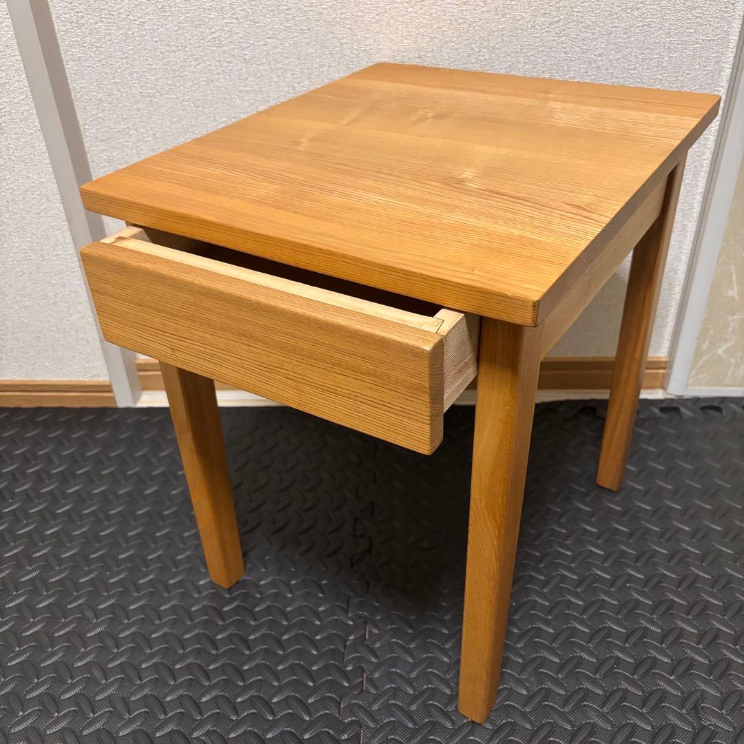 【美品】ベッド　サイドテーブル　人気商品　廃盤