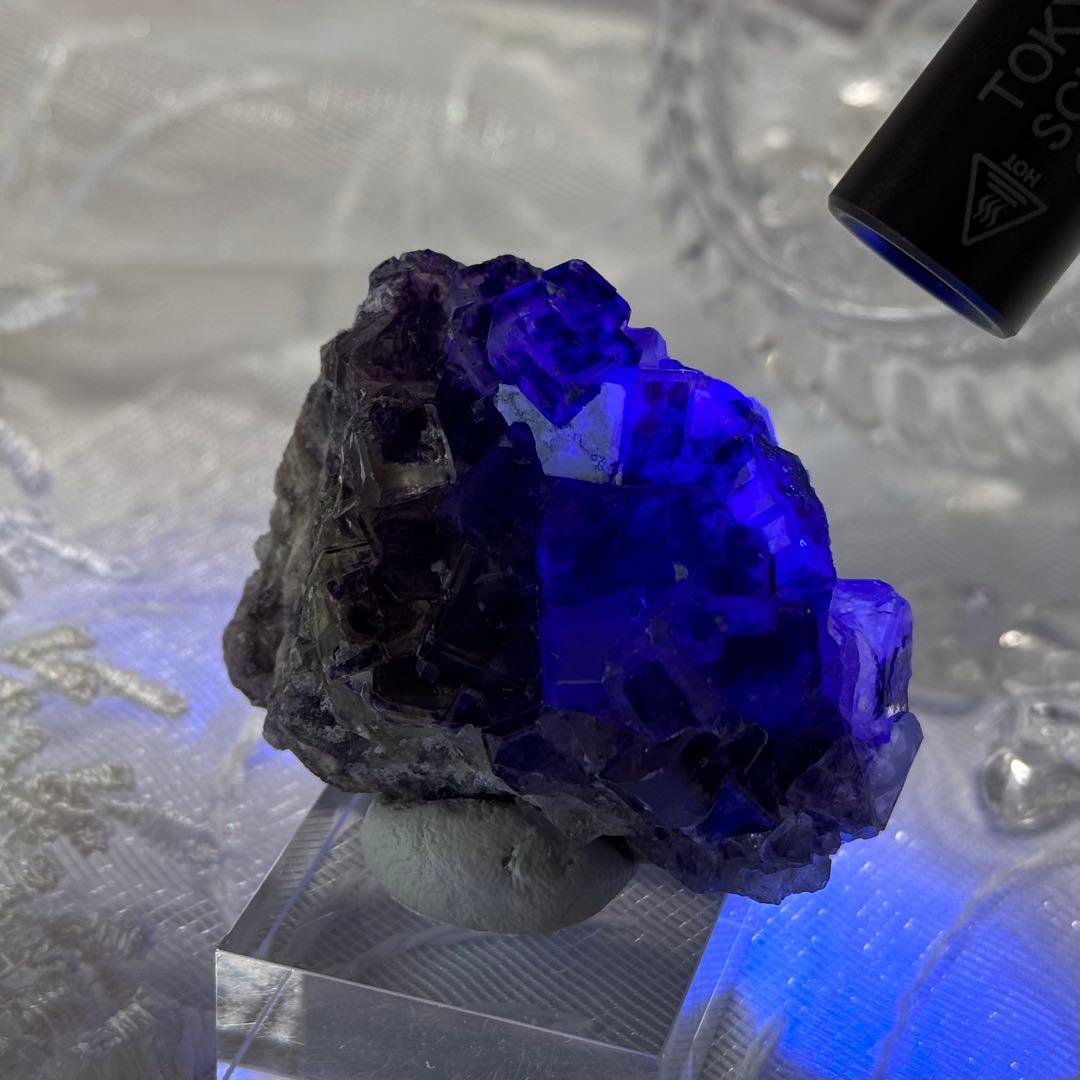 【D179】ナミビア オコルス フローライト 鉱物 標本 原石