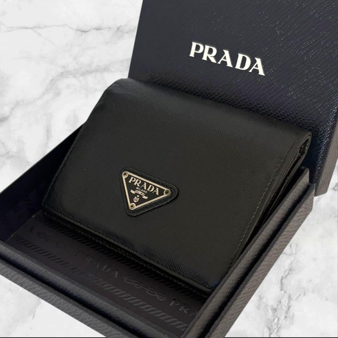 極美品✨ PRADA プラダ 二つ折り財布 サフィアーノ ブラック 三角ロゴ