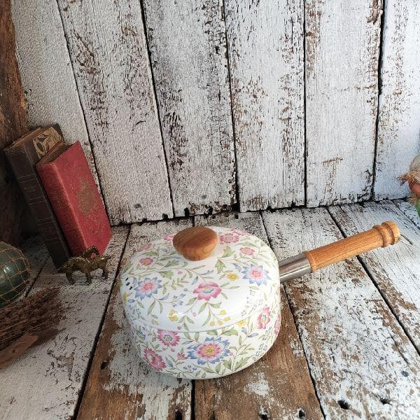 ヴィンテージ 未使用 EJIRY 華やか フラワー 花柄 ホーロー 片手鍋