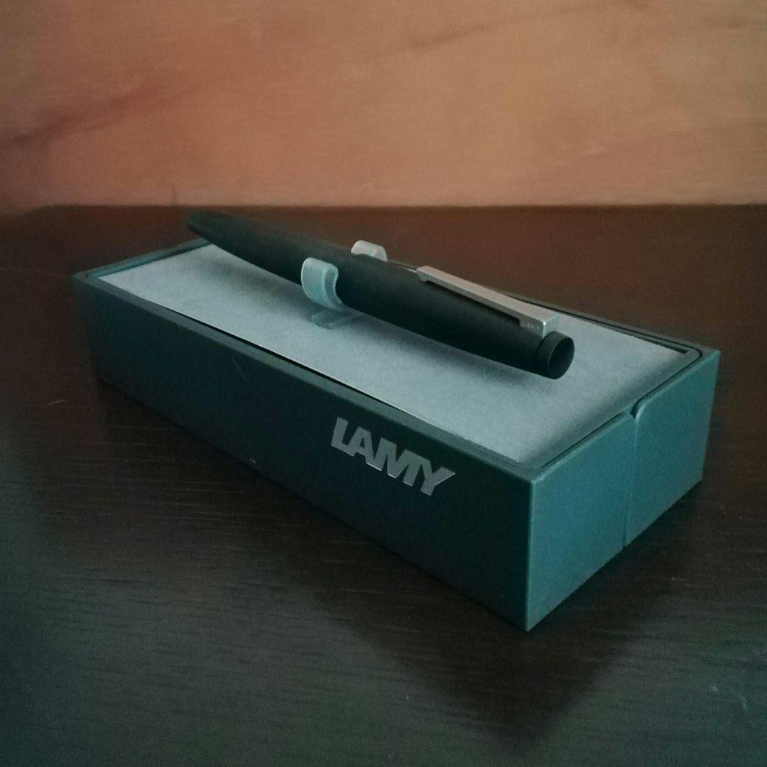 逸品　LAMY(ラミー) 2000 L01万年筆　F又はM　永遠のロングセラー