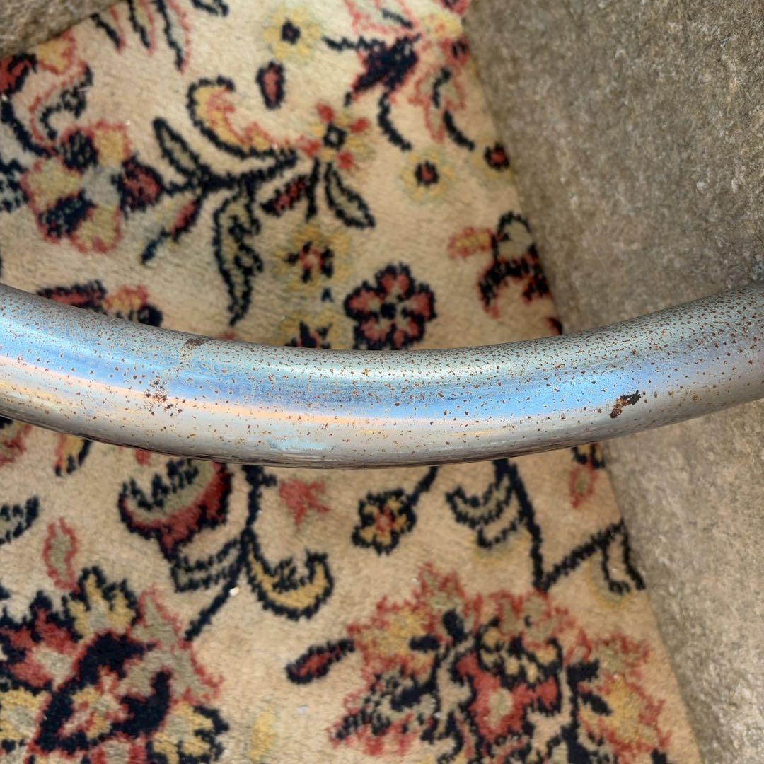 デザイナーテーブル　石製　丸テーブル　ローテブル