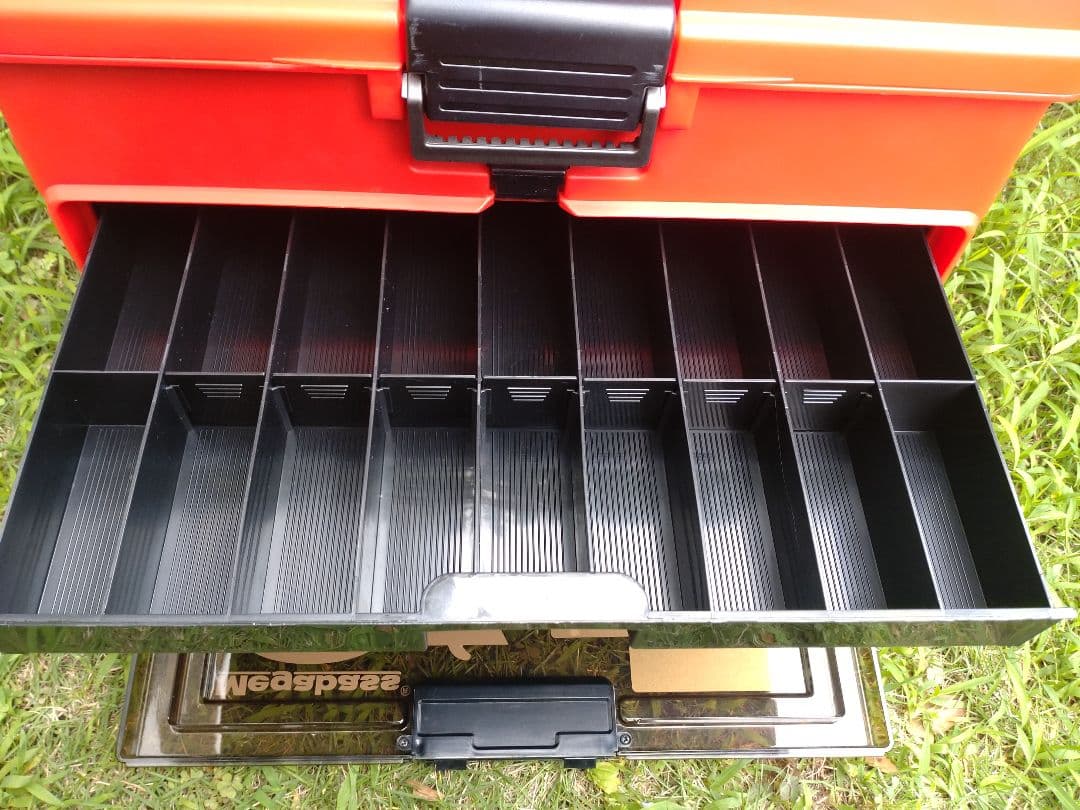 ゆ*ん様 メイホウ　MEIHO VS-8050 　タックルボックス　限定　Meg