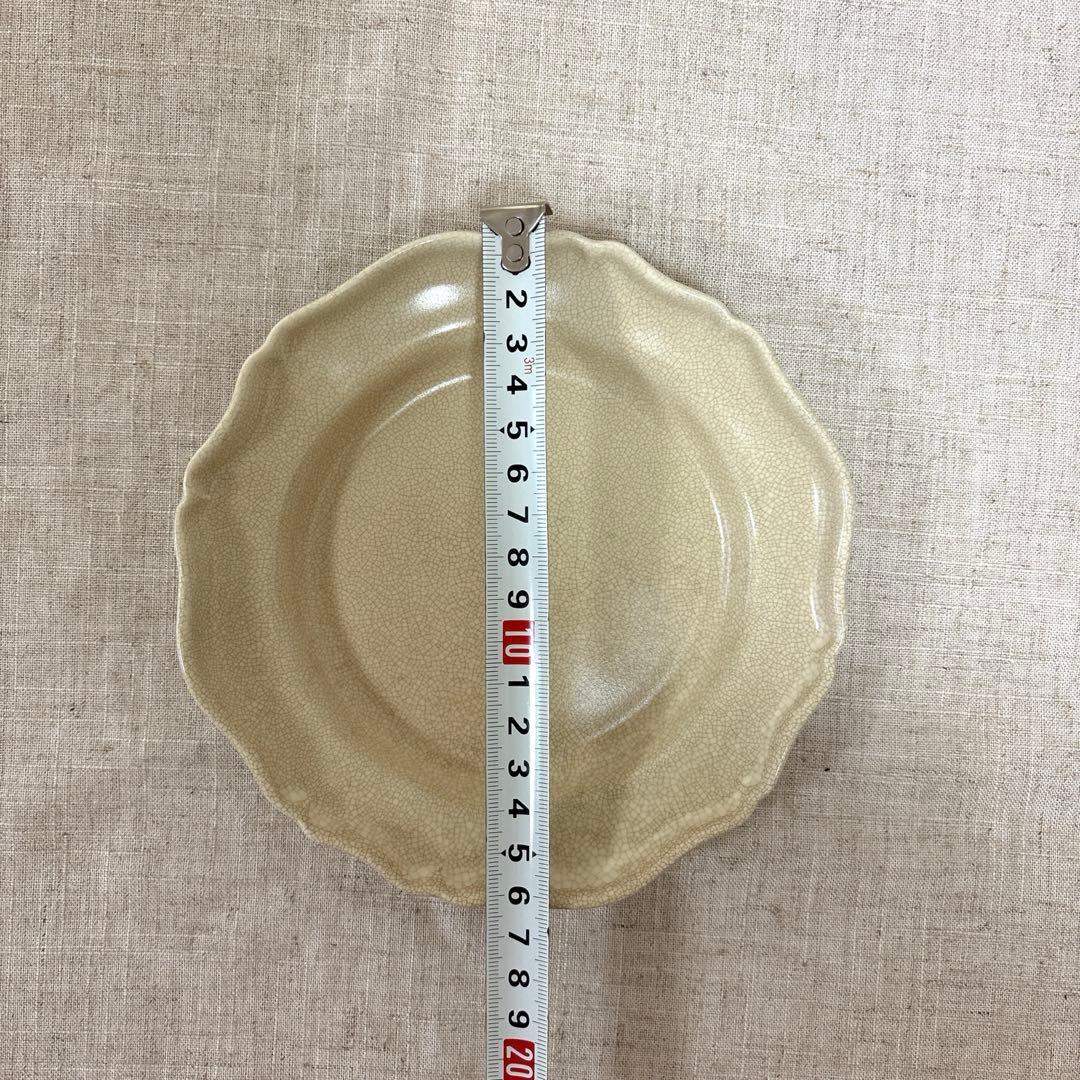 河合竜彦　レリーフ皿 3点　青灰花形鉢 1点　黒川登紀子　プレート　2枚