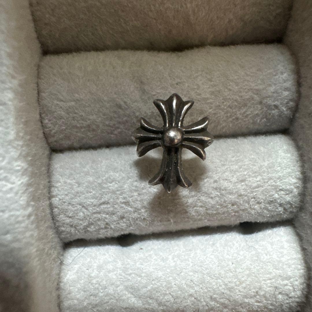 正規品クロムハーツ（Chrome Hearts）クロススタッド　ピアス
