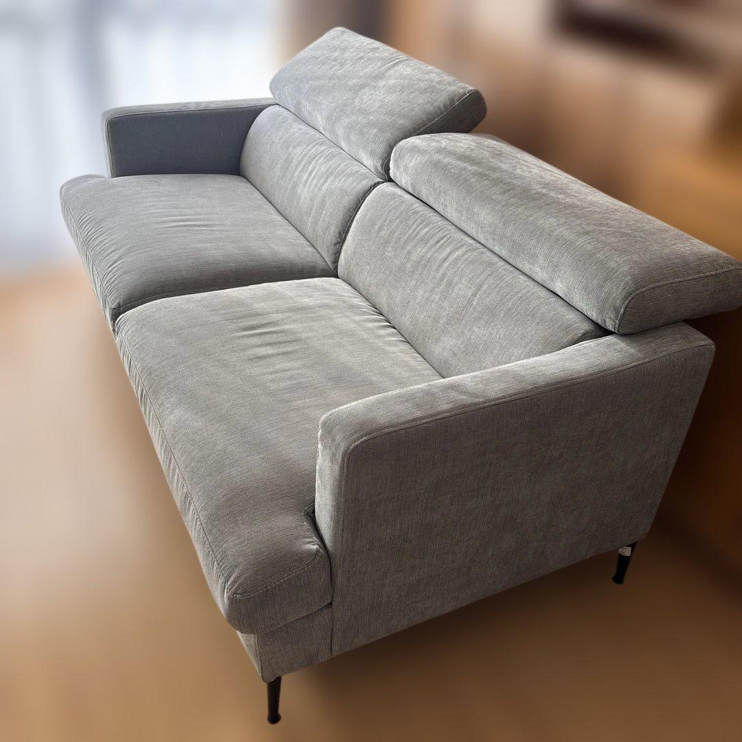 3人掛けソファー、布張り、グレー(ニトリ商品)