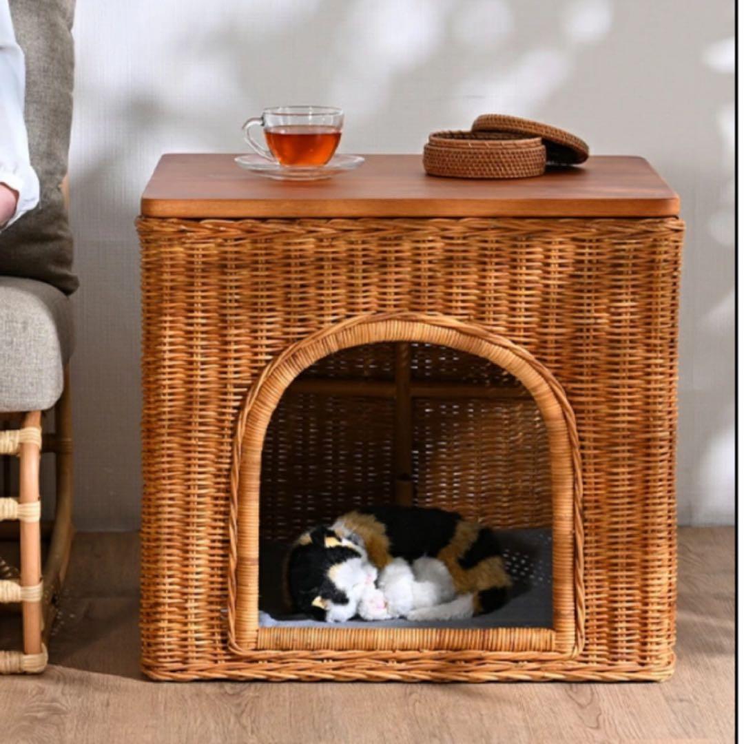 ラタン　ペットハウス クッション付き　籐製サイドテーブル