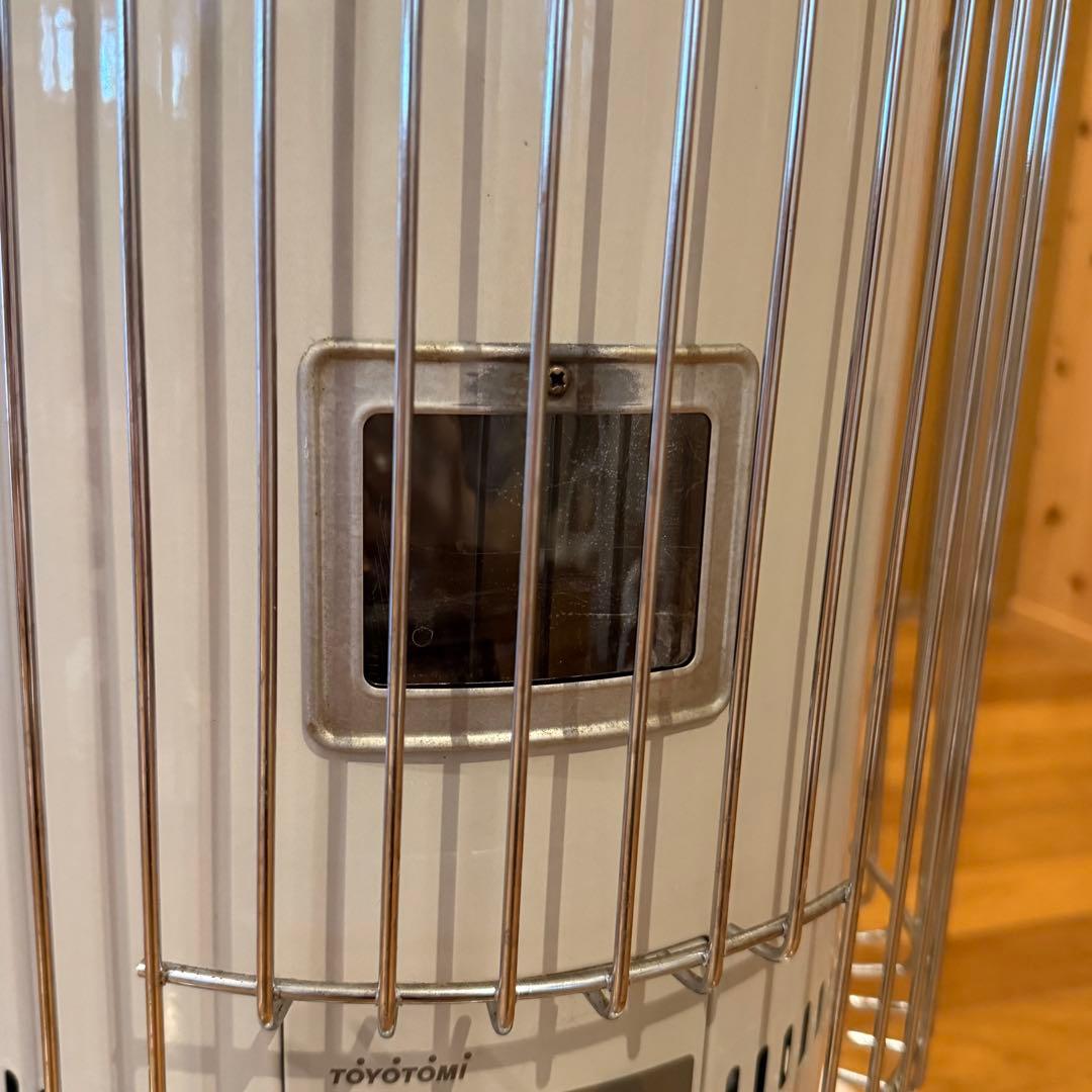 トヨトミ 自然通気形開放式石油ストーブ［19年製］KS-67H ダルマストーブ