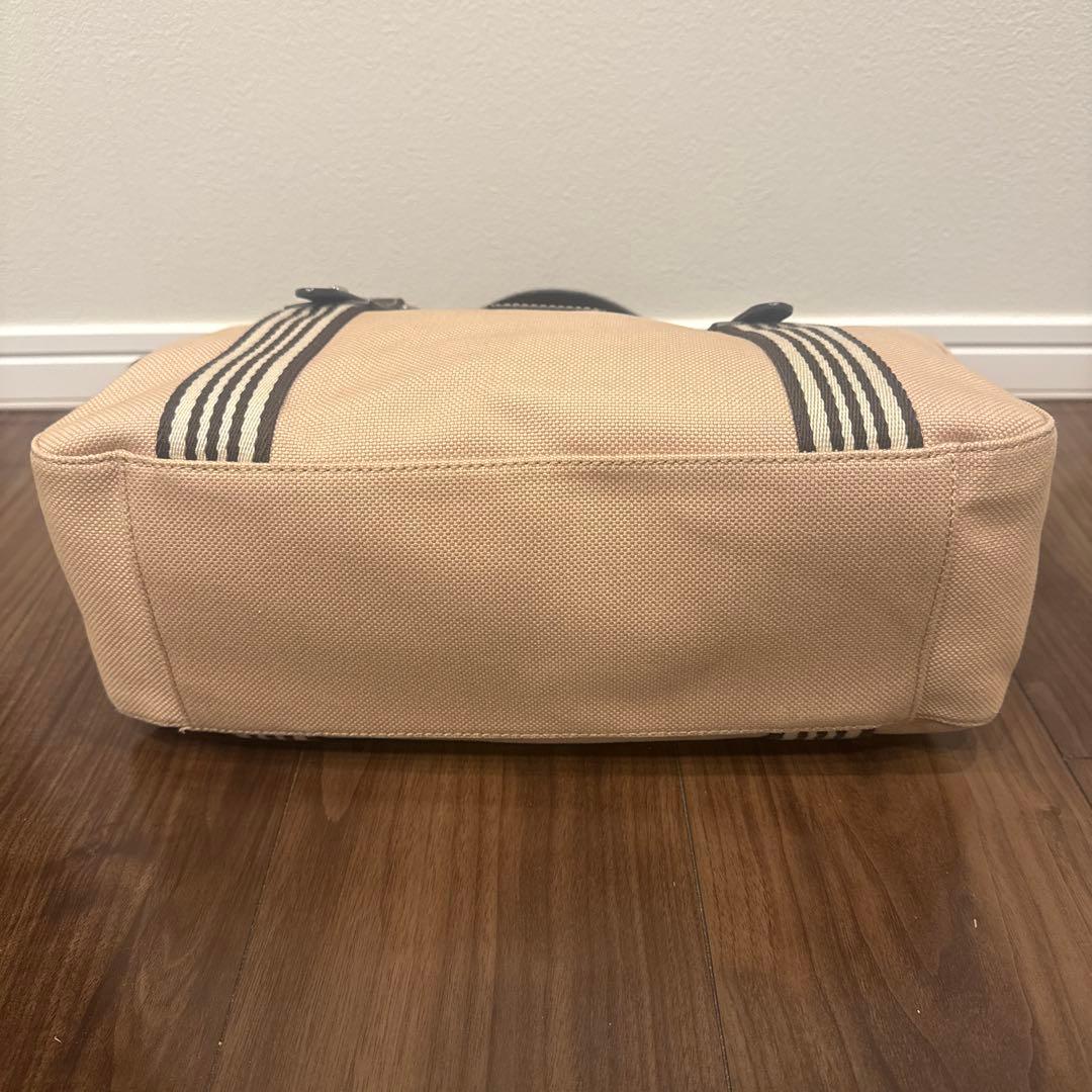Burberry トートバッグ