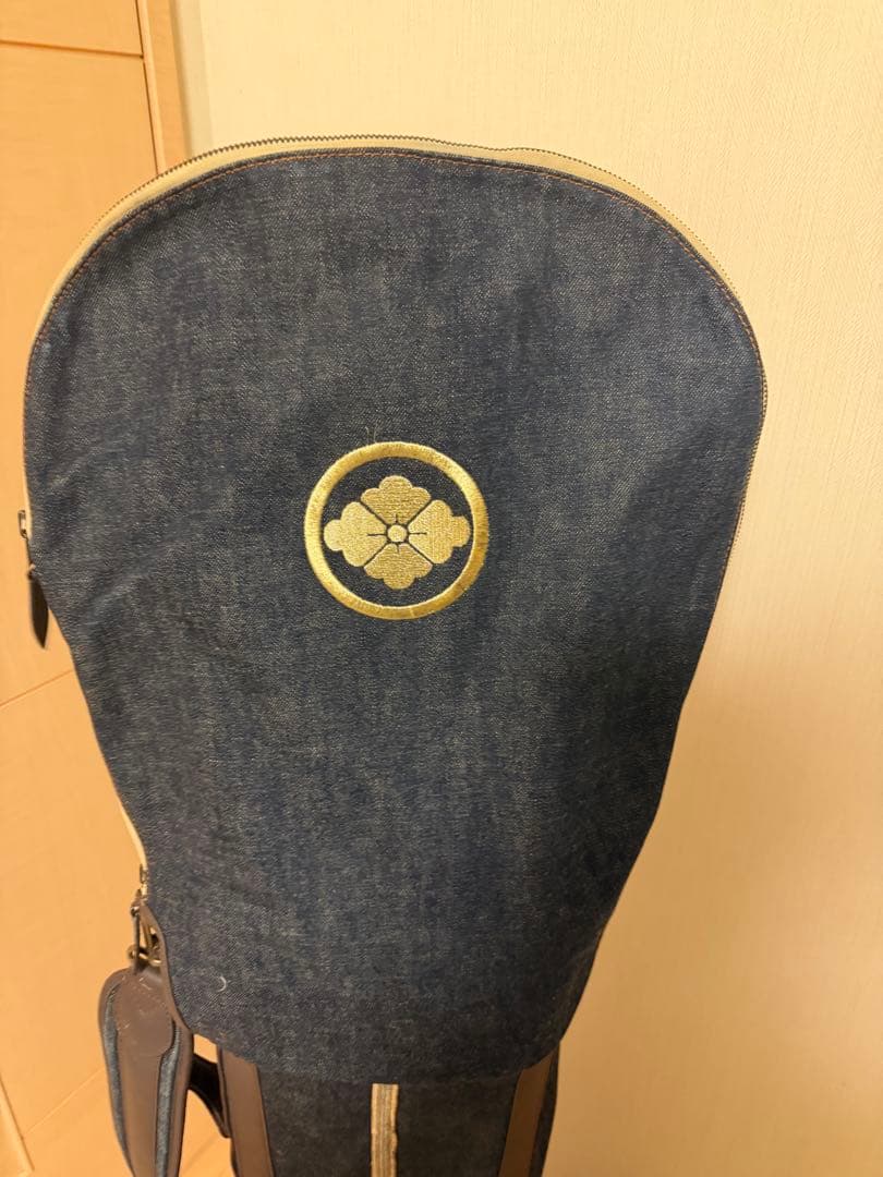 【希少品】エヴィス（EVISU）フード一体型キャディバッグ・デニム生地