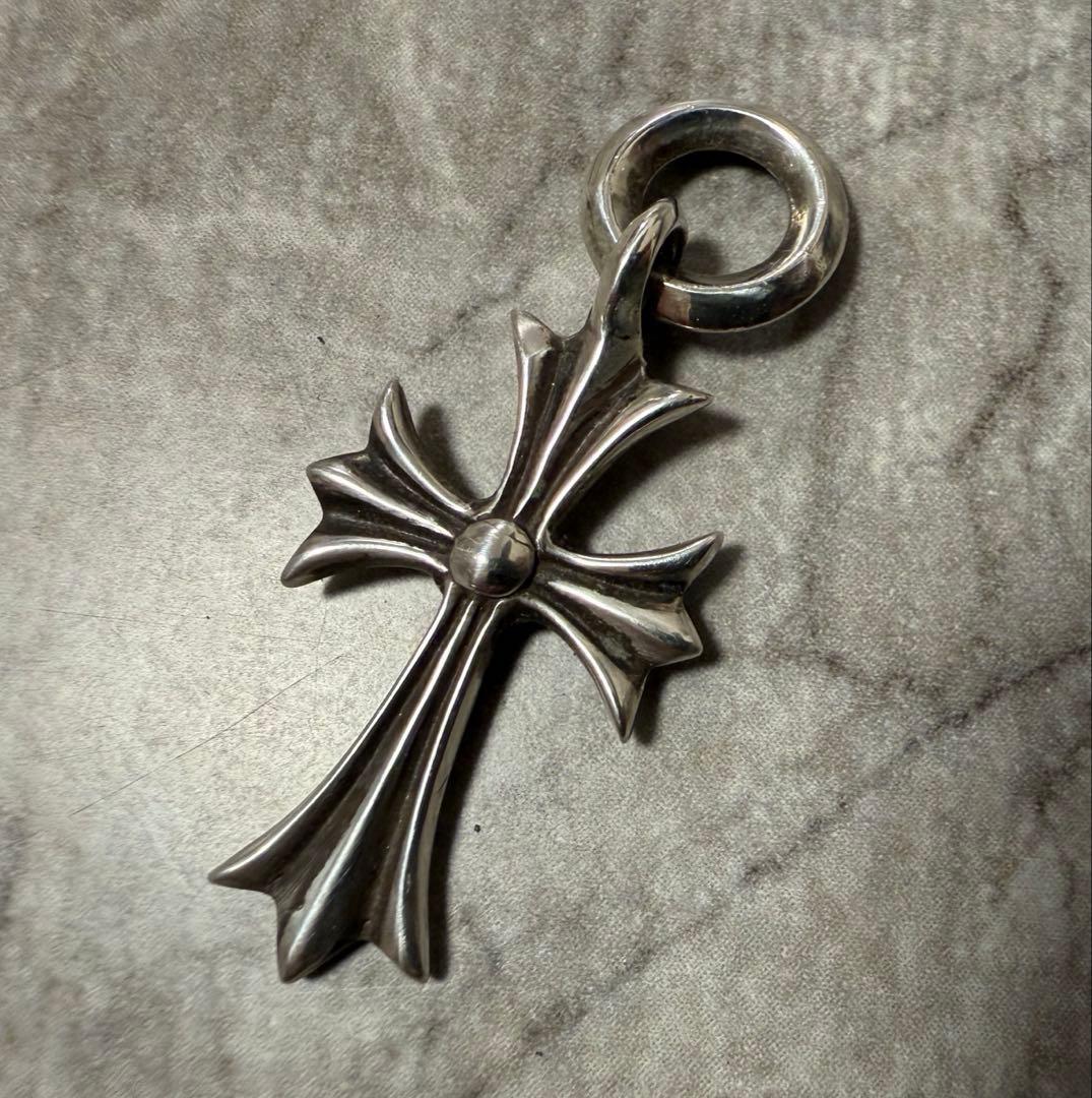 クロムハーツ　タイニーCHクロス