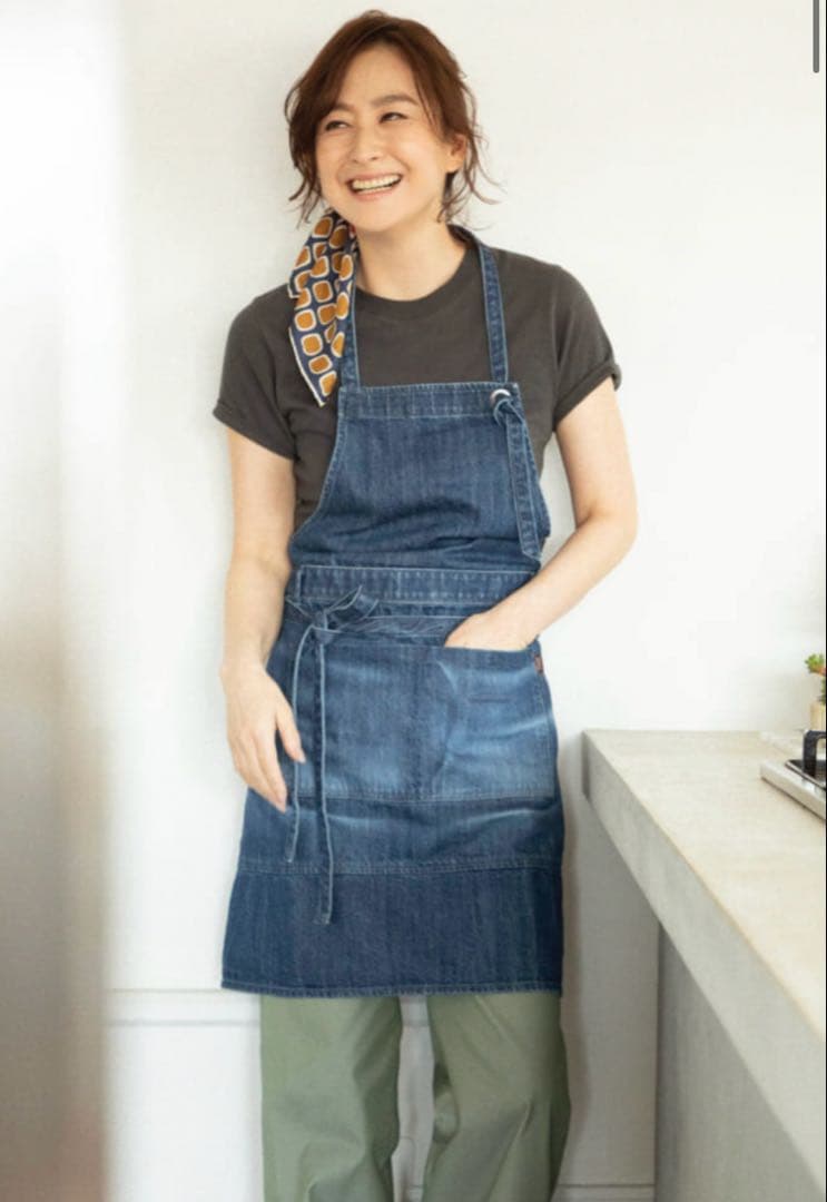 【新品未使用タグ付き】YANUK × 亜希さん限定コラボエプロン　3way