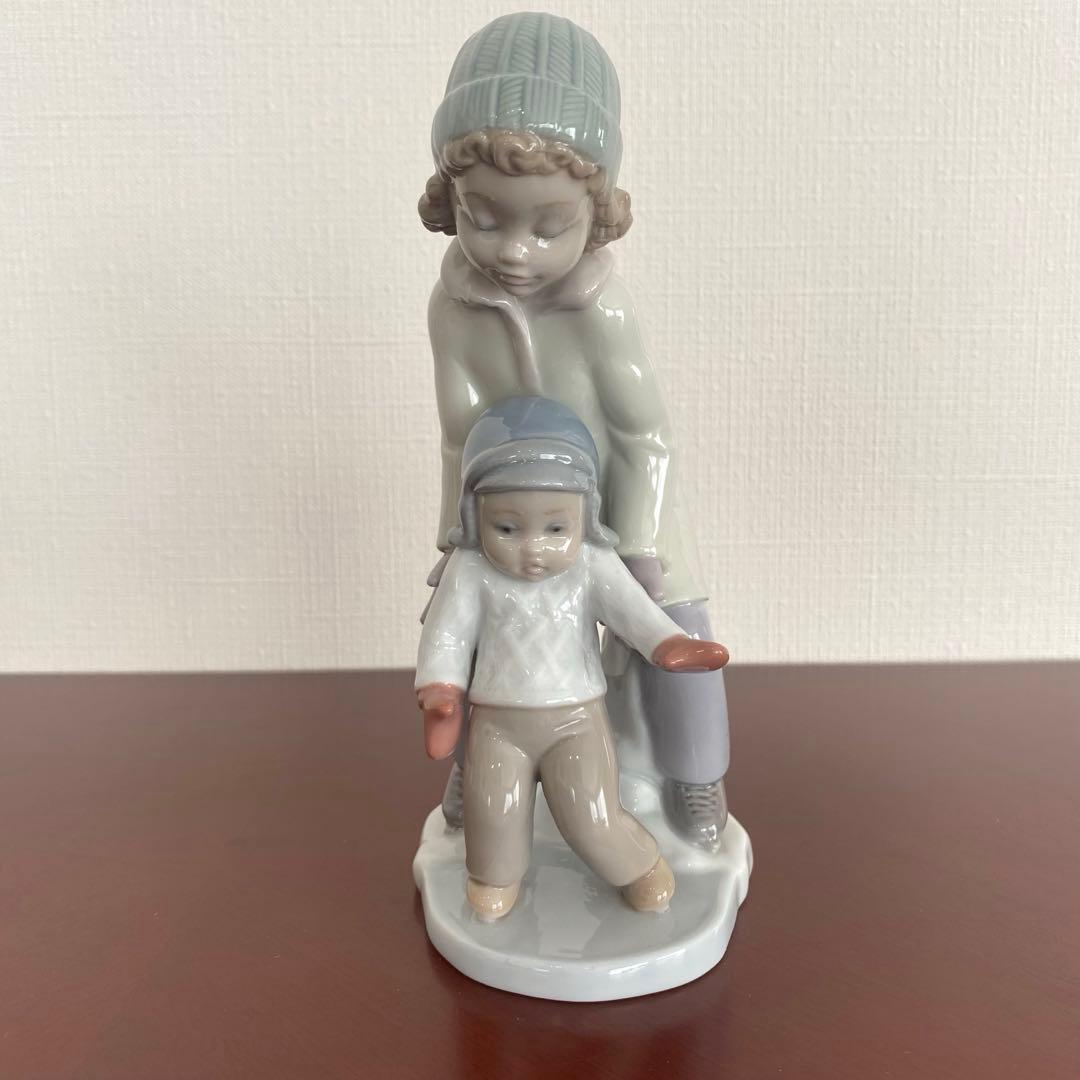 LLADRO リヤドロ 『 あなたもできるよ 』 置物