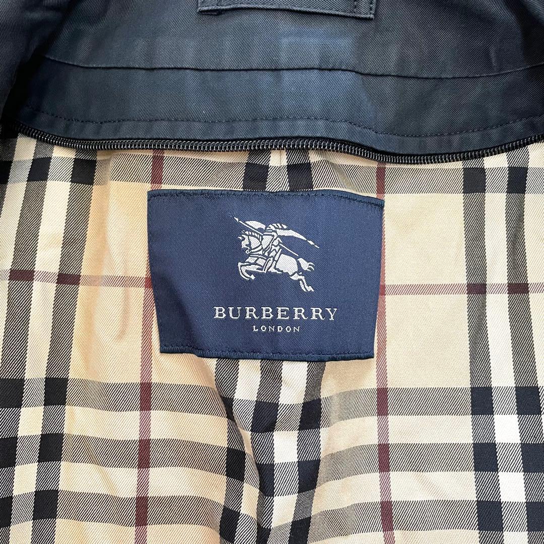 トレンチコート Burberry ブラック　ノバチェック