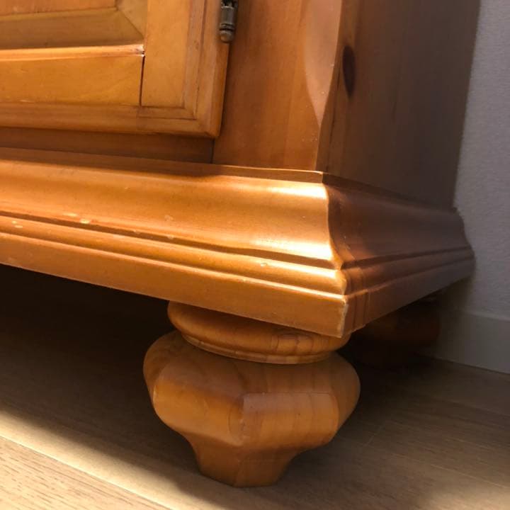 パイン材　リビングボード　サイドボード　北欧　天然木